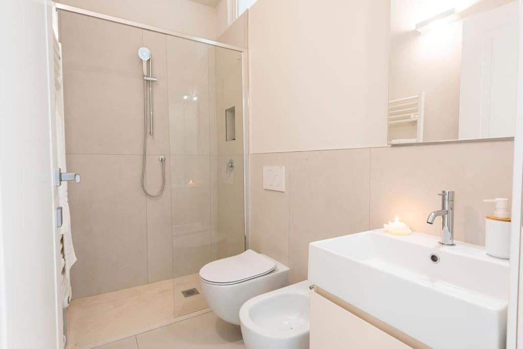 דירות סן מיניאטו Luxurious Couple'S Sanctuary מראה חיצוני תמונה