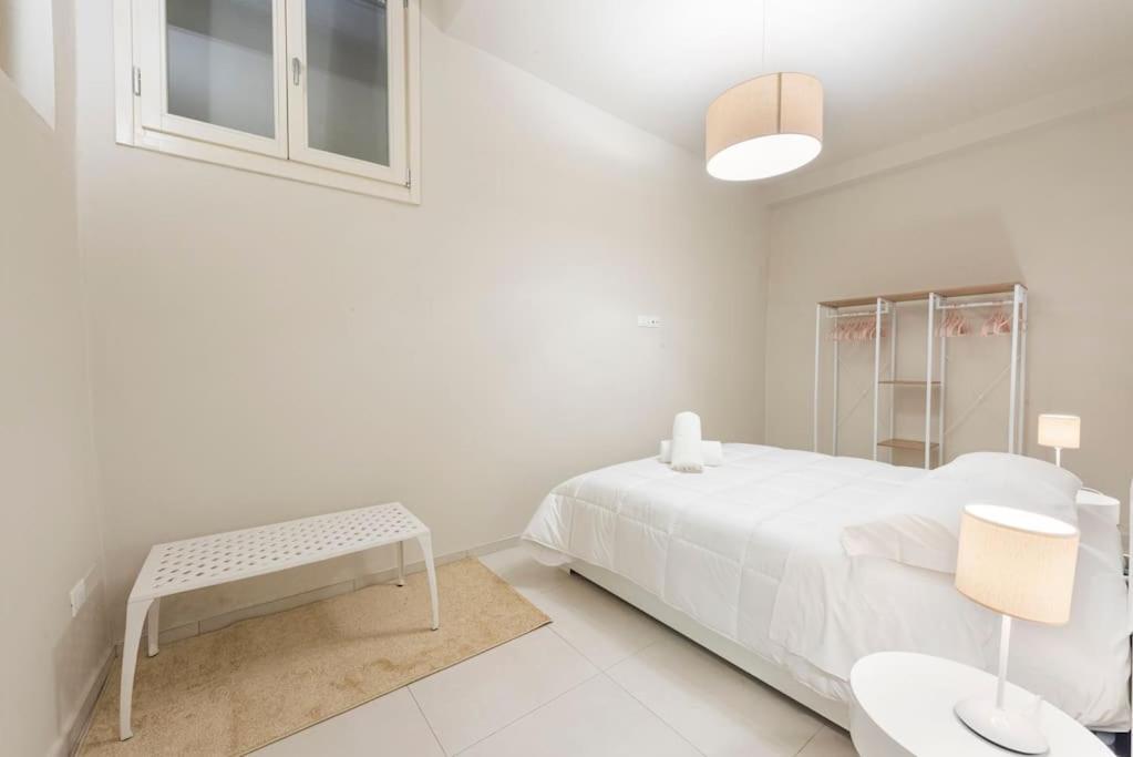 דירות סן מיניאטו Luxurious Couple'S Sanctuary מראה חיצוני תמונה