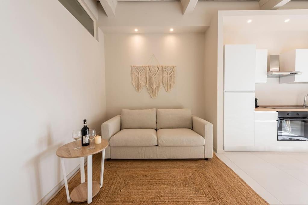 דירות סן מיניאטו Luxurious Couple'S Sanctuary מראה חיצוני תמונה